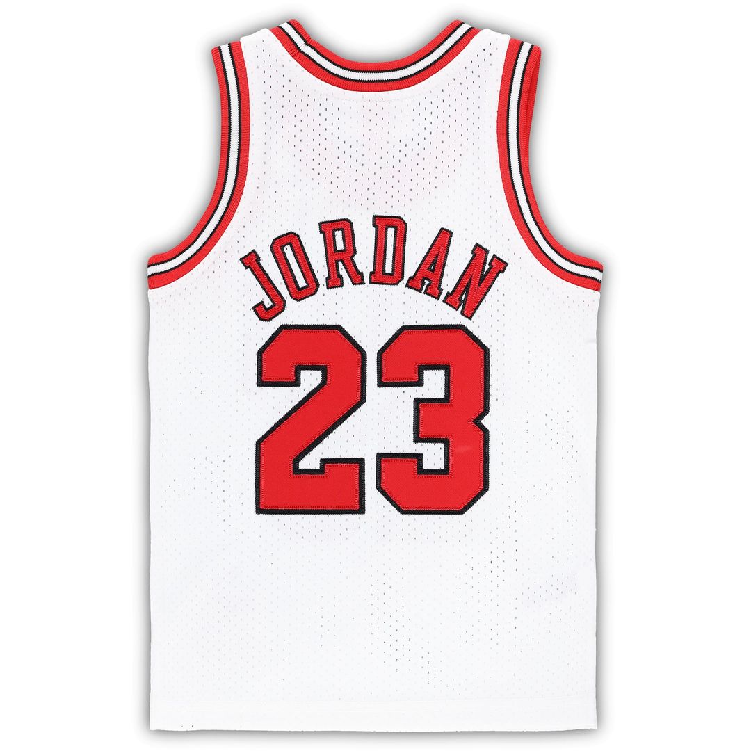 Chicago Bulls Michael Jordan Mitchell & Ness Toddler 1996/97 Hardwood Classics Authentic Jersey - Black